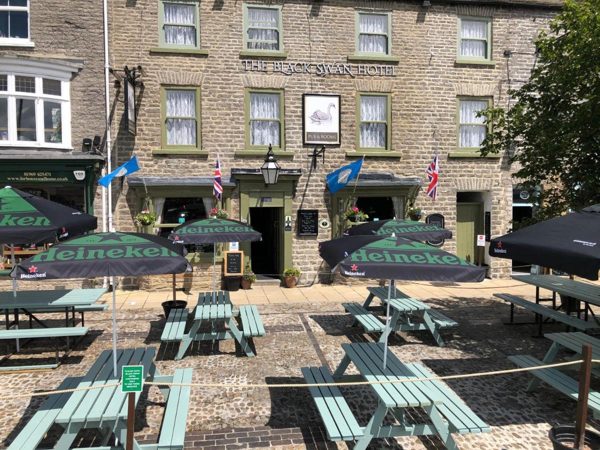 The Black Swan Hotel Leyburn Exterior foto
