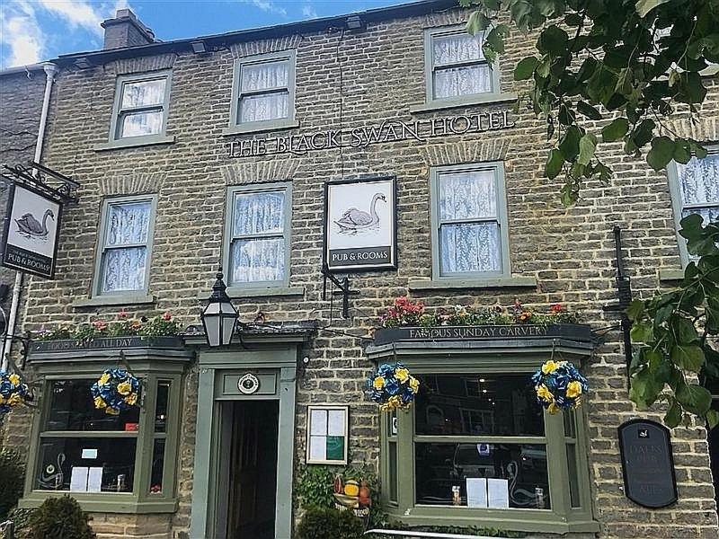 The Black Swan Hotel Leyburn Exterior foto
